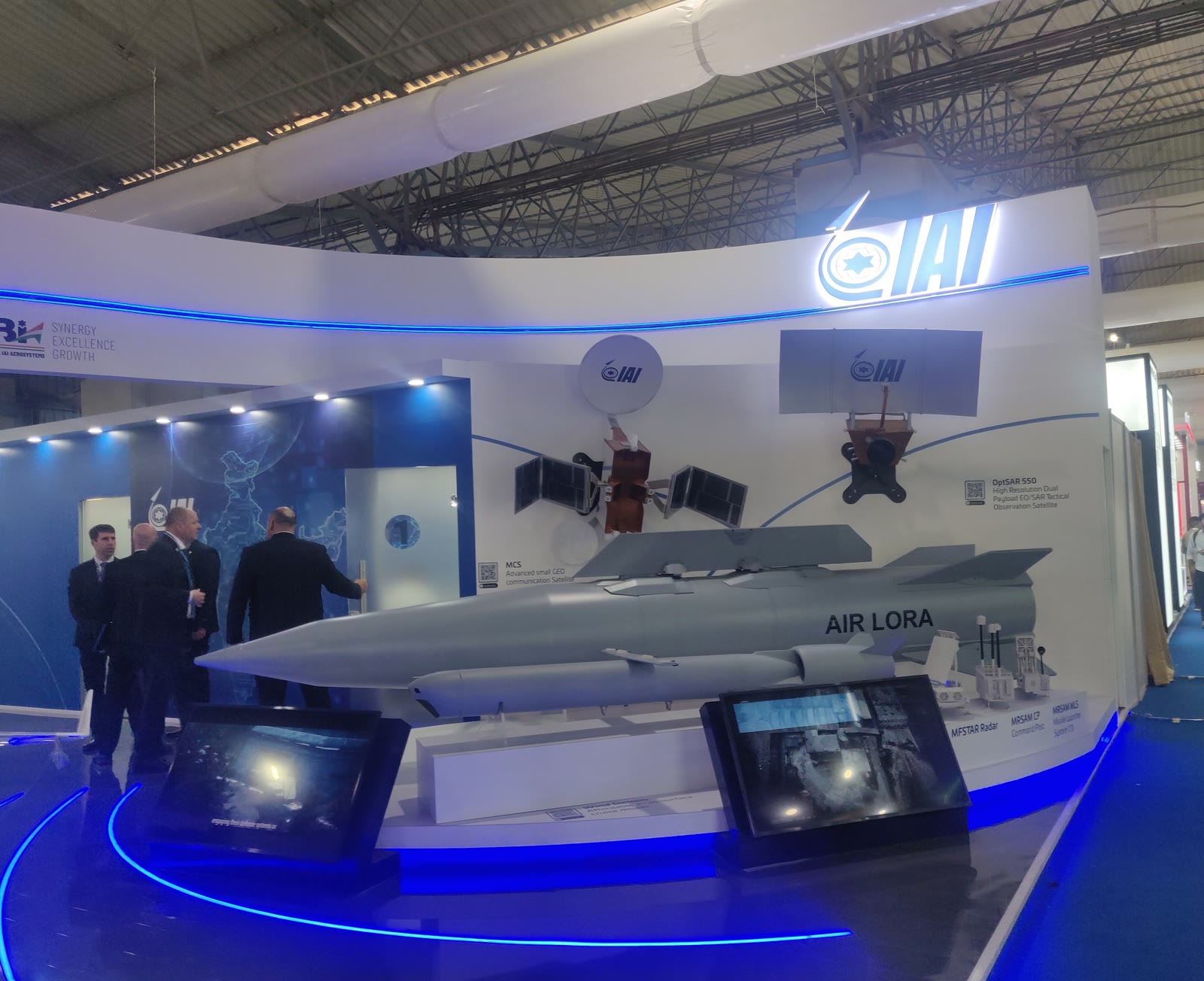 טיל LORA של התעשייה האווירית בתצוגה בתערוכת Aero India, 2025